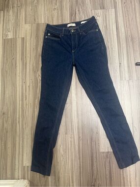 #3 GUESS 1981 Skinny Jeans Women’s Size 27 Dark Wash 26.5” Inseam